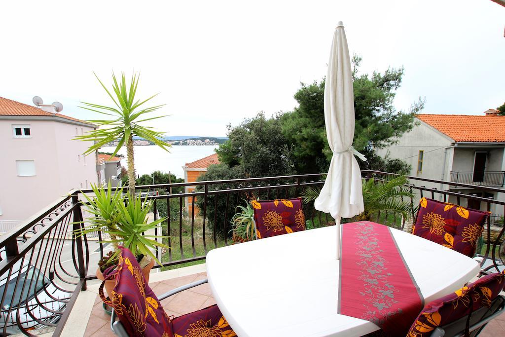 Villa Brekalo Trogir Szoba fotó